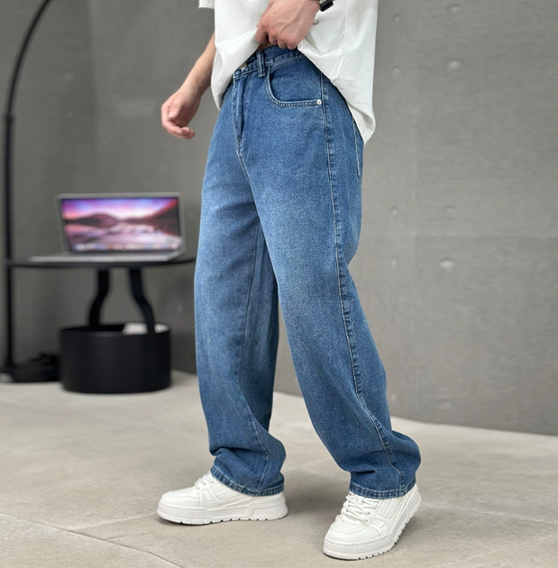 Christian | Men’s Loose Fit Straight Leg Casual Jeans